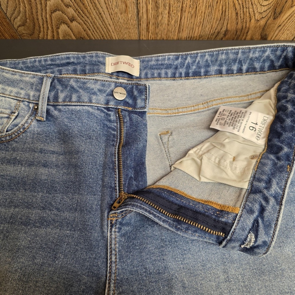 Driftwood Jeans Women 16 Blue High Rise Crop Floral Embroidered Frayed Cuff - Picture 12 of 13